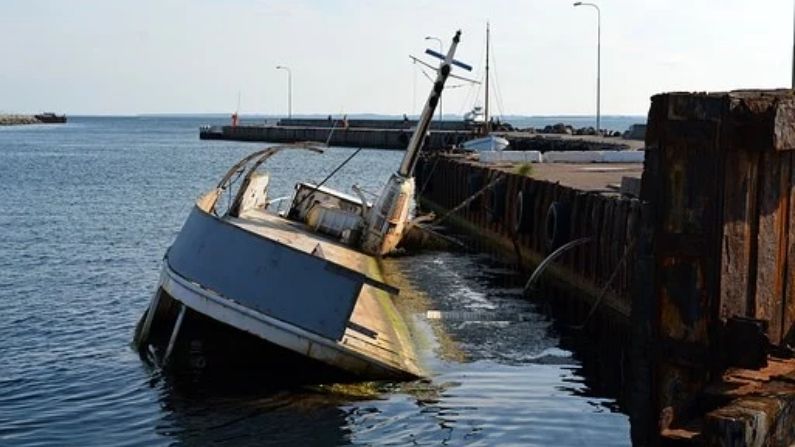 A Major Accident In The Sea With A Boat Going Satya Day