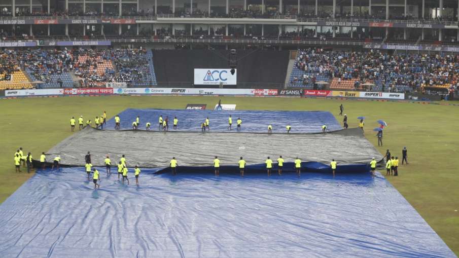IND vs PAK : વરસાદના કારણે મેચમાં ફરી વિક્ષેપ, હવે ઓવર કાપવામાં આવશે. befunky collage 80 1693667420