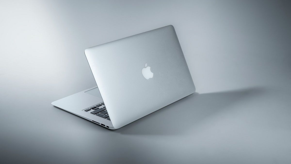 Macbook 2 Satya Day