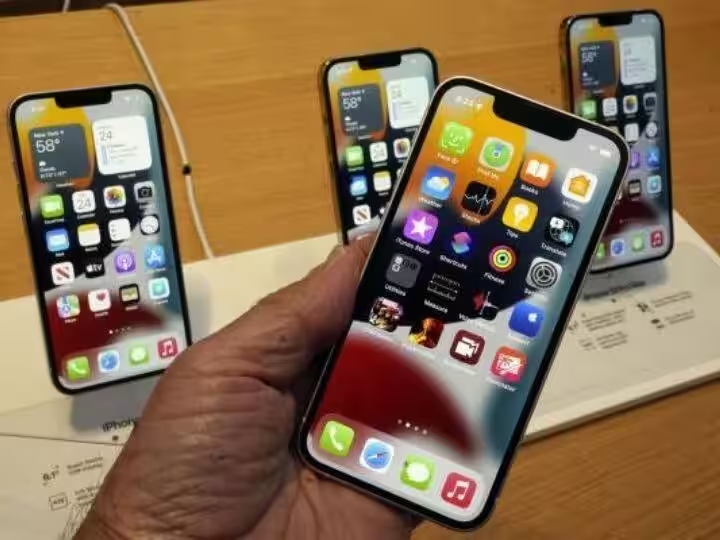 iPhone 15