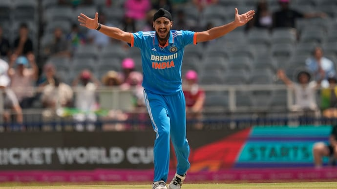 D First Indian Fast Bowler To Take Five Wickets In Africa Satya Day