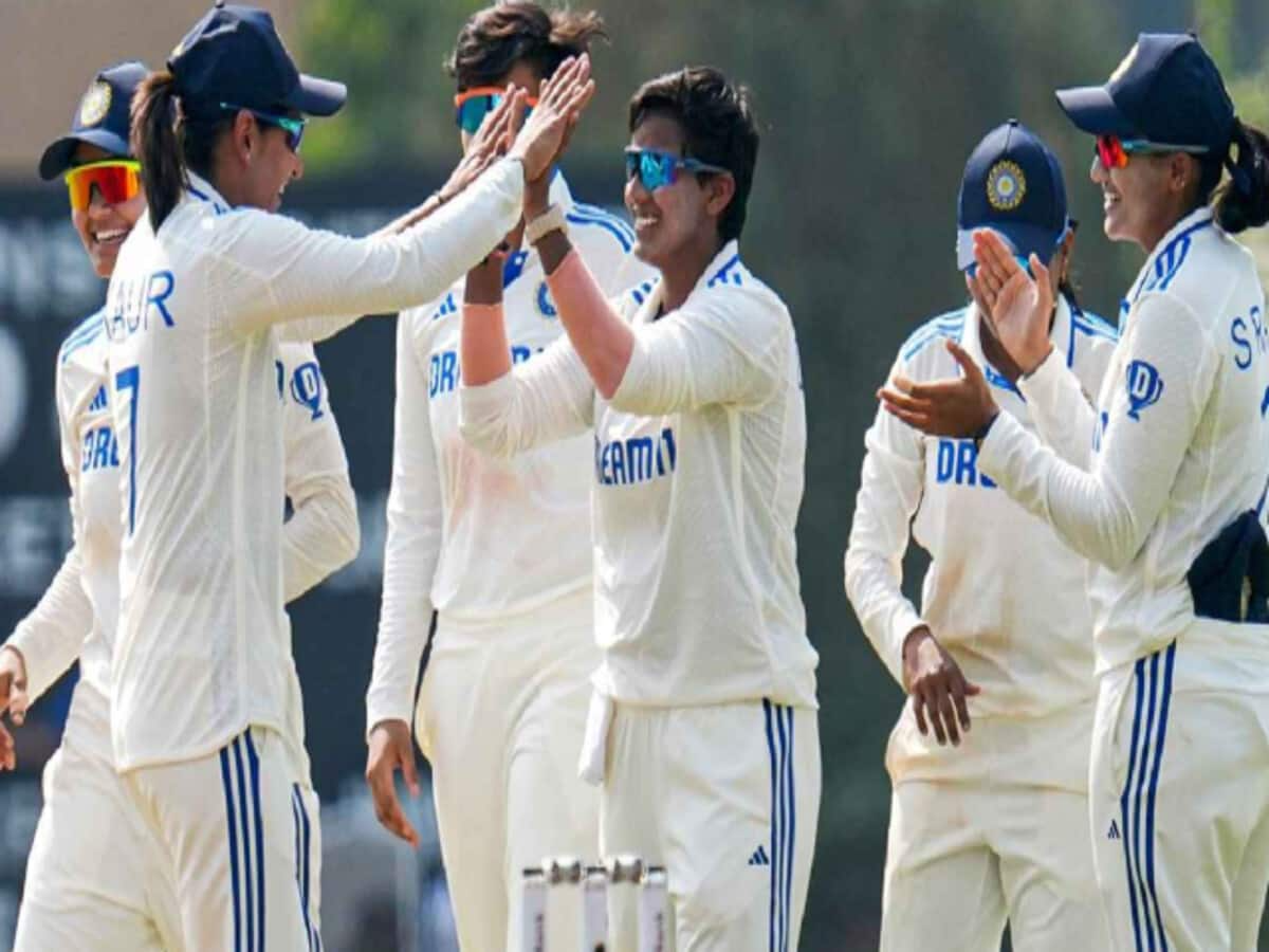 India Women Vs England Women Only Test Match Day 3 Live Indw Vs Engw Test Match Live Score Updates Satya Day
