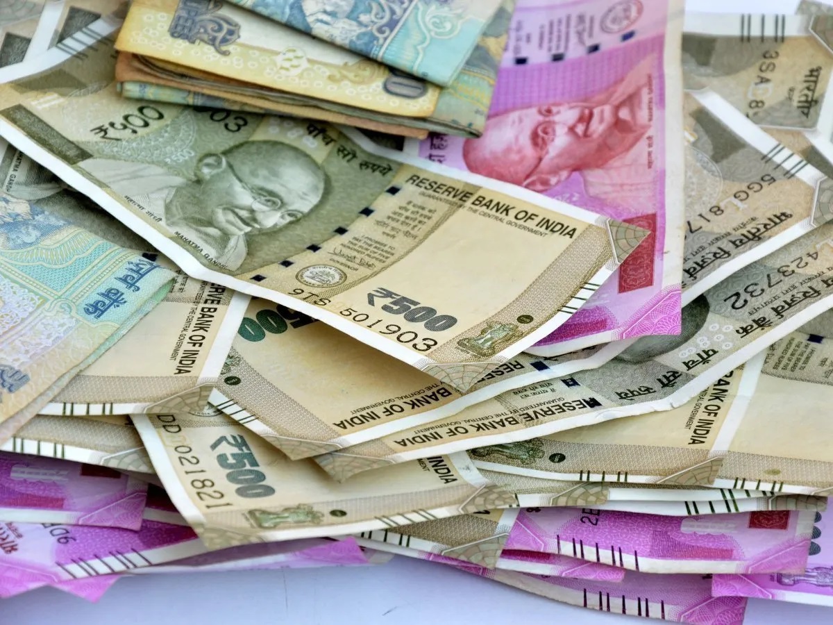 MONEY,1