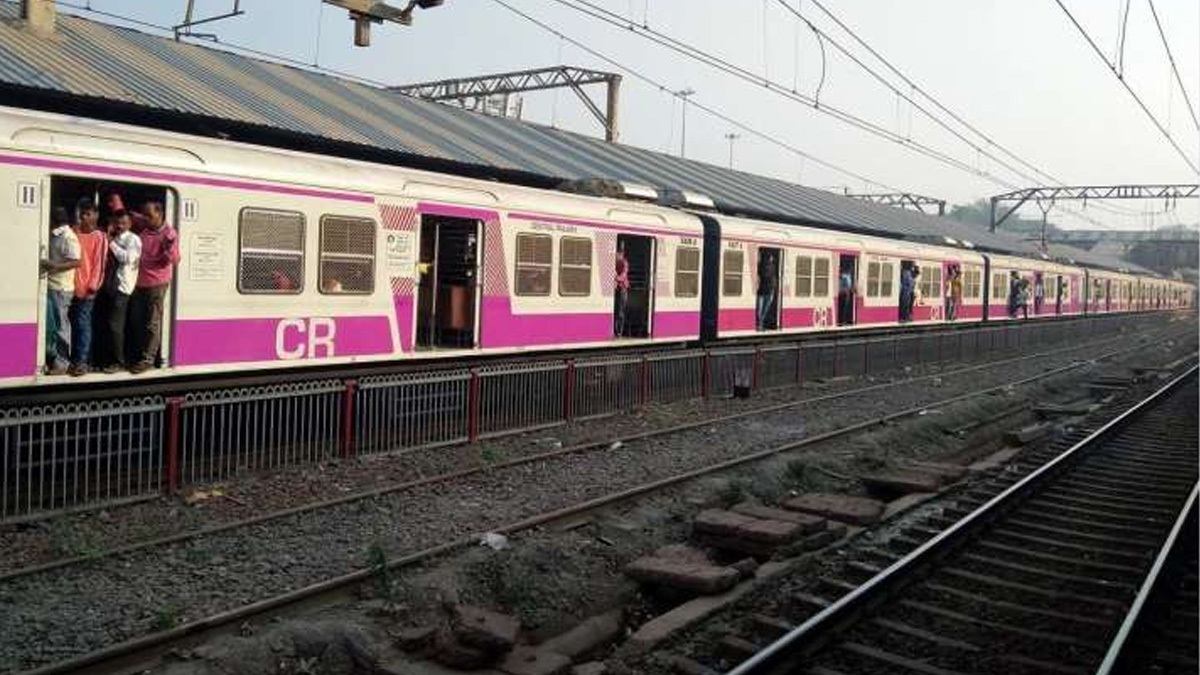 palghar train accident,