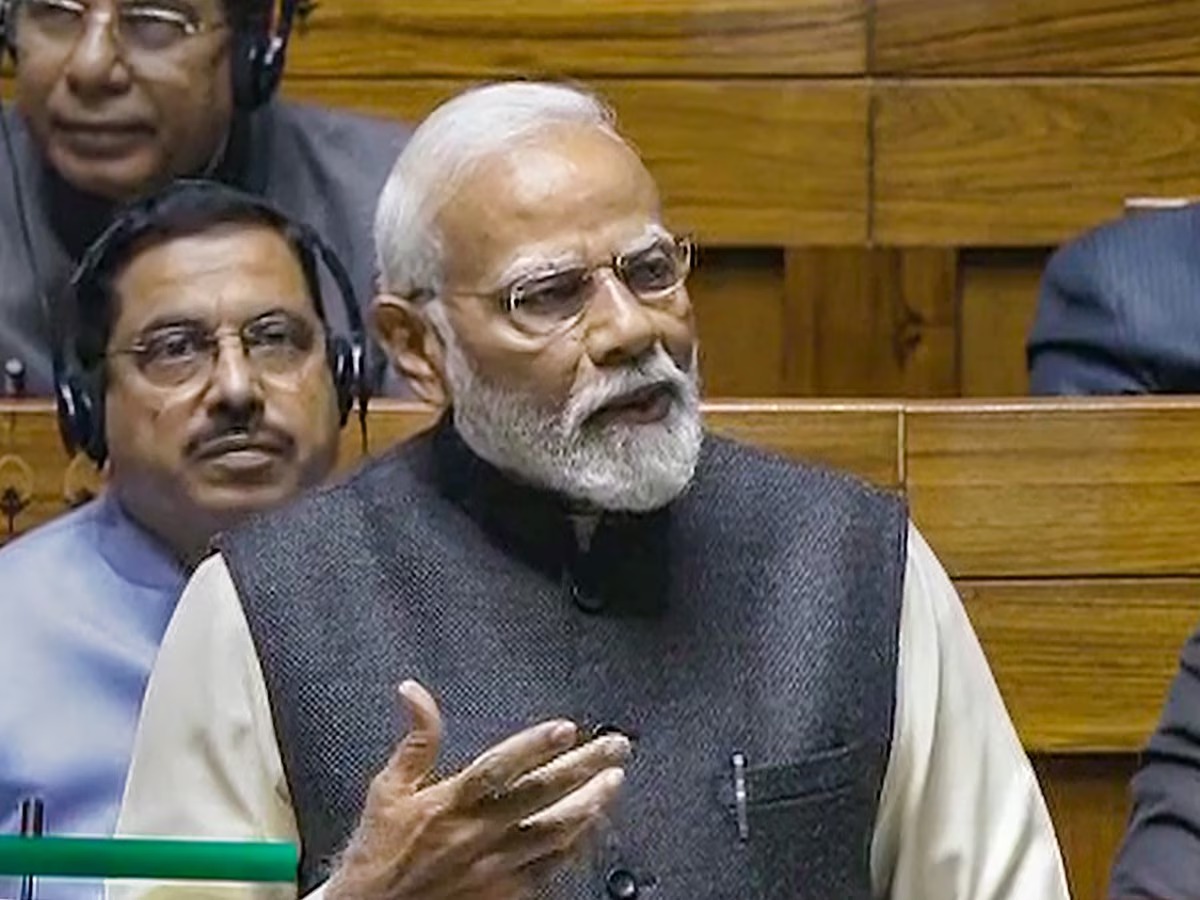 pm modi in loksabha.1