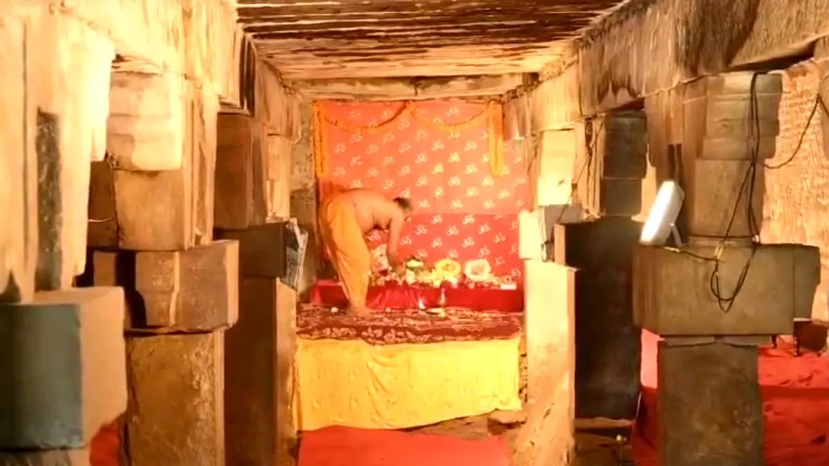 VYAS TEHKHANA
