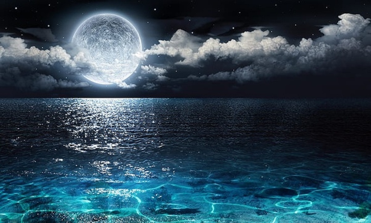 moon.sea