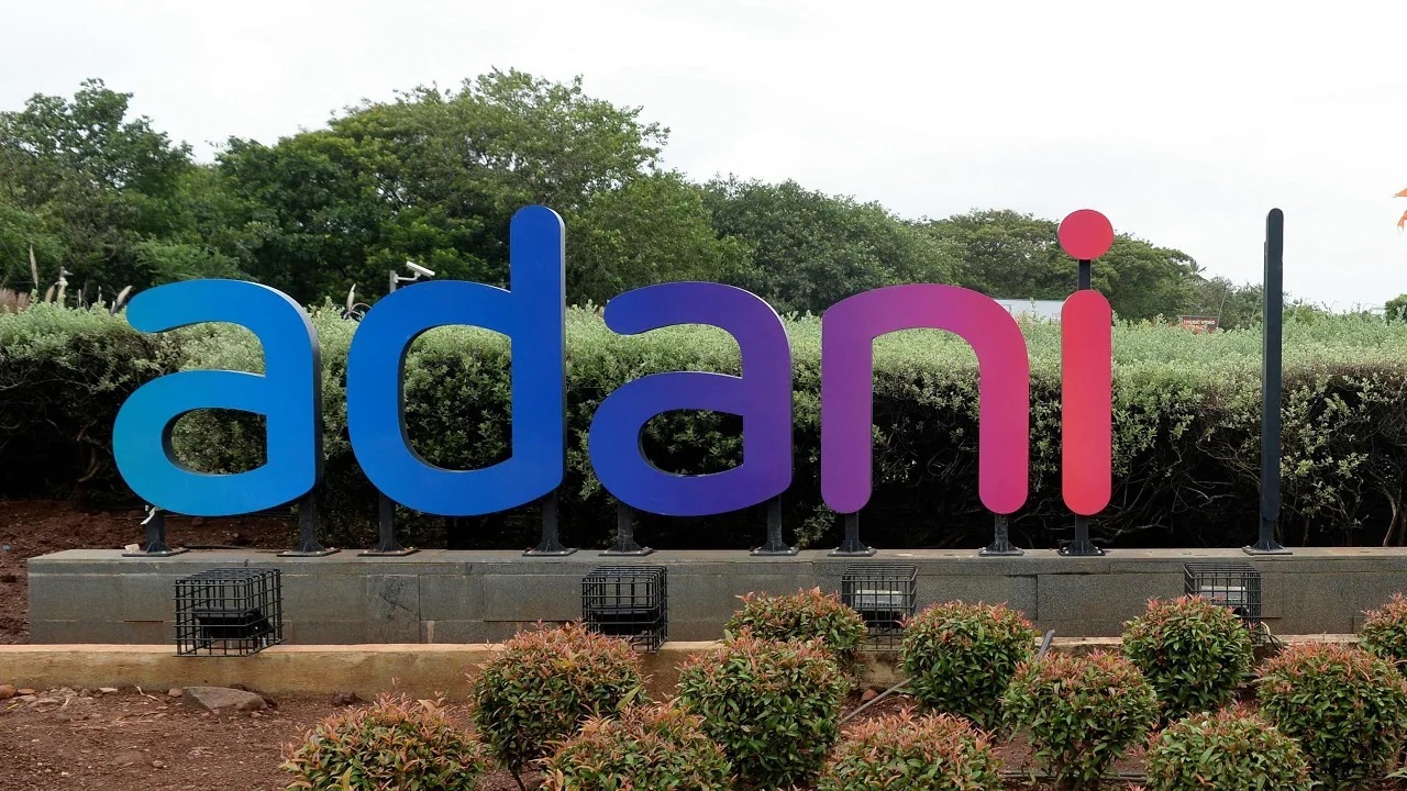 GSsqioOP adani1