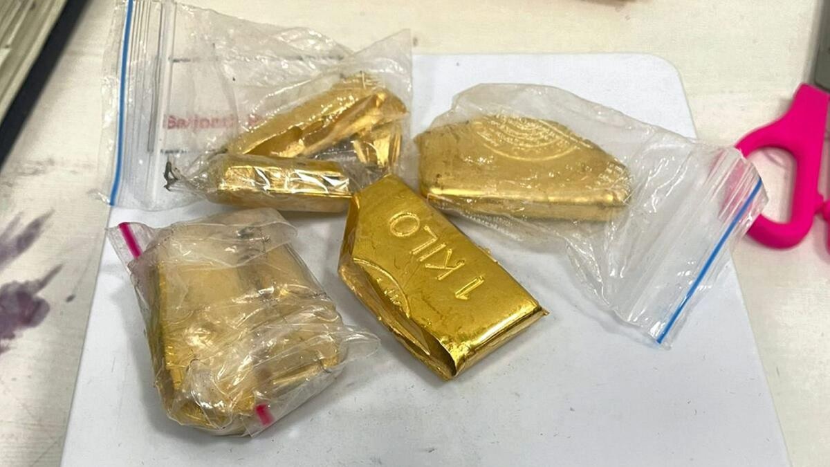 4FXZuqYy gold