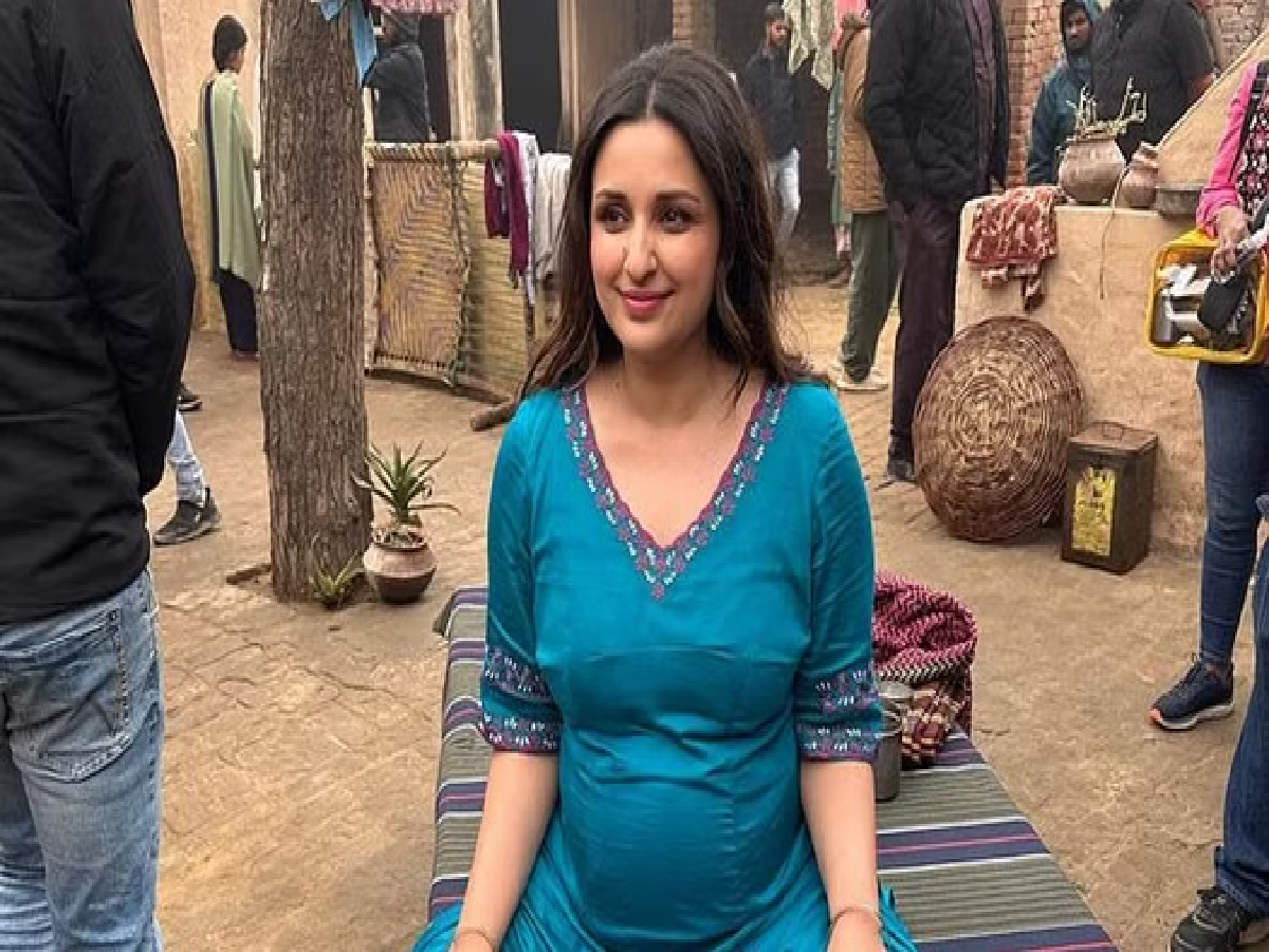 Izztmelw Parineeti Chopra Satya Day