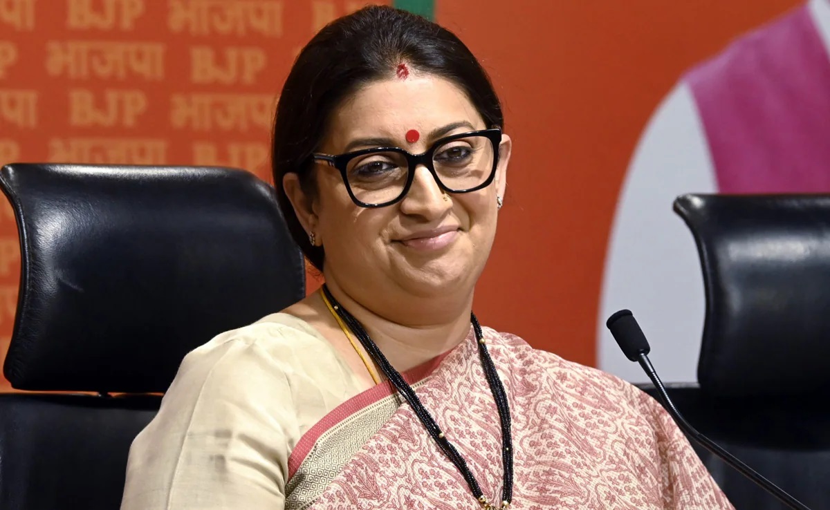 mI4PCvoj smriti irani
