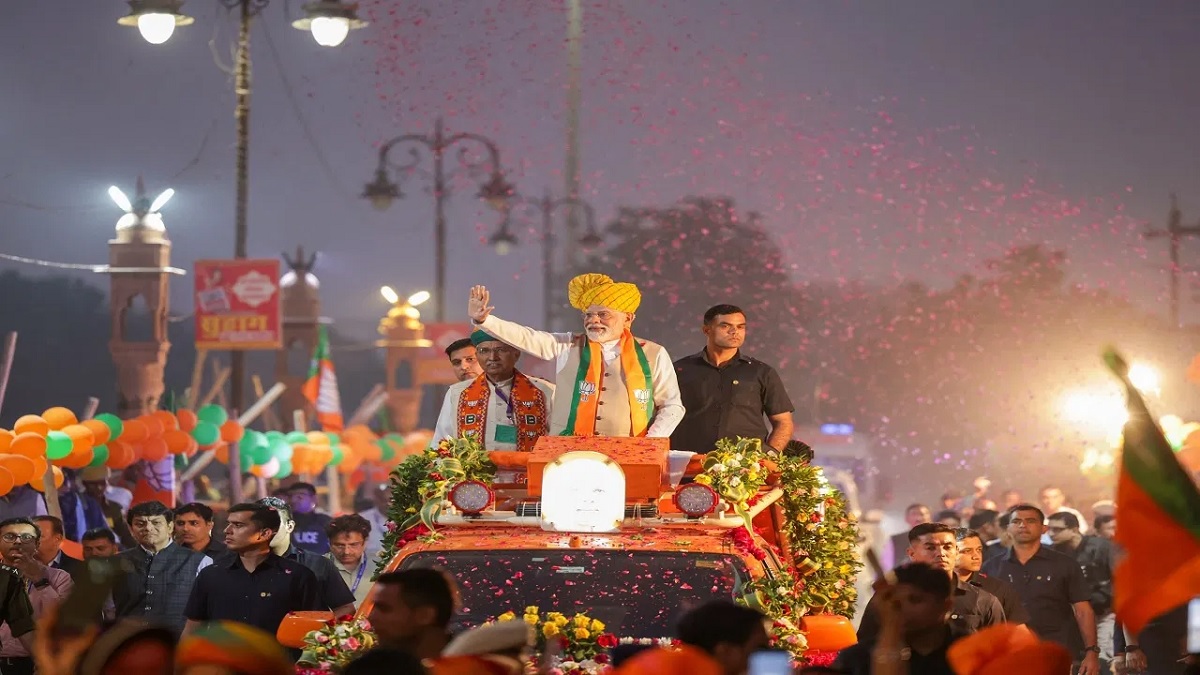 HsNBbLcu pm modi