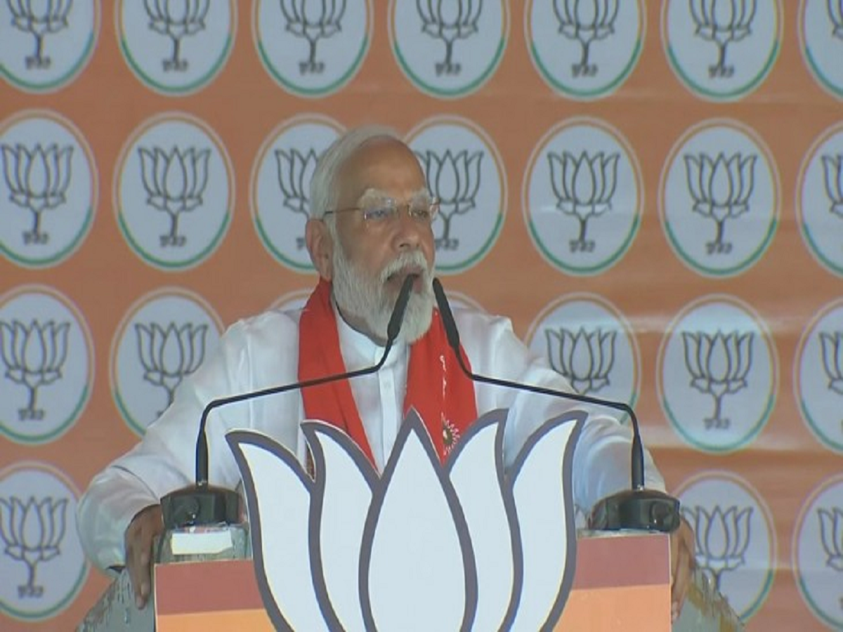 WPIKyzB7 pm modi