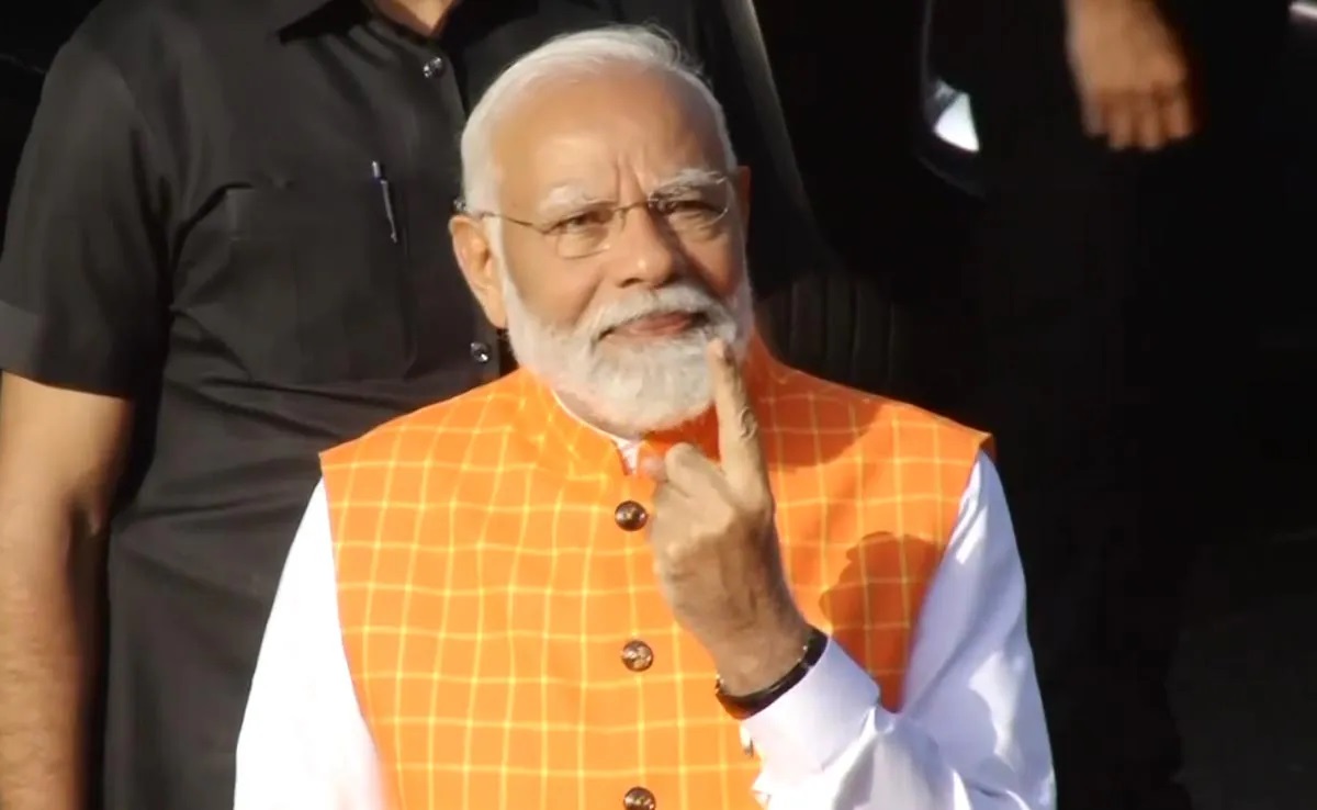 iZb684E6 pm modi