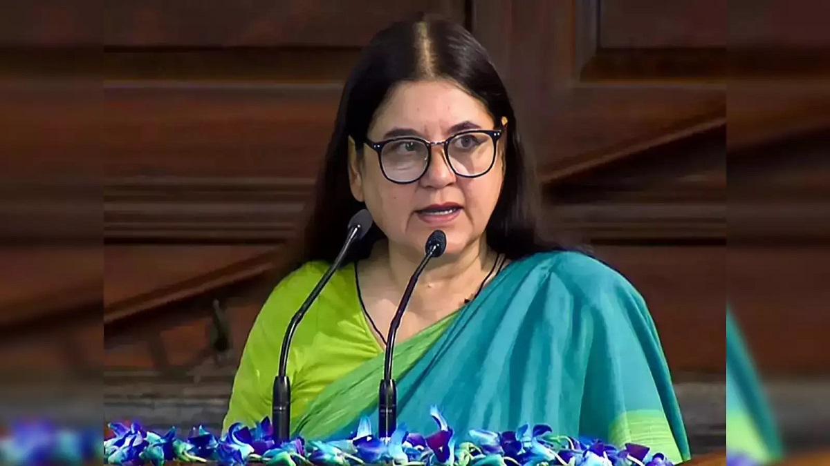menka gandhi.1