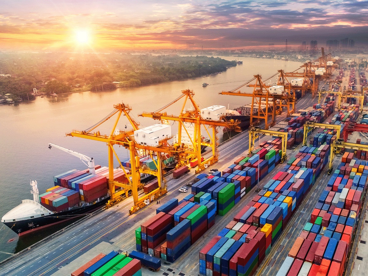 ADANI PORTZ