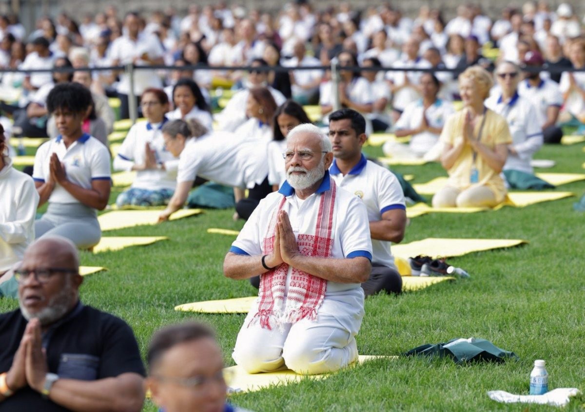 Br9nYERQ PM MODI 2