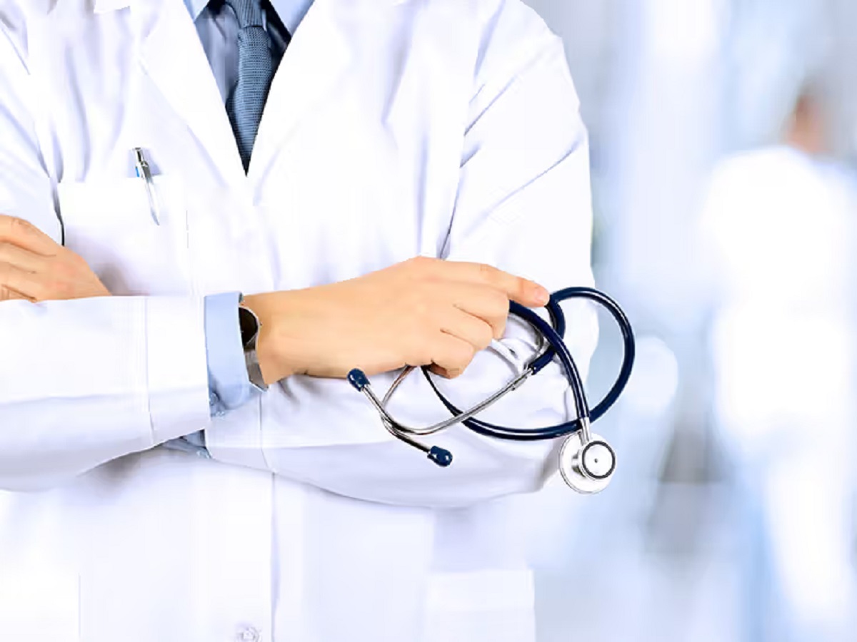 DOCTOR