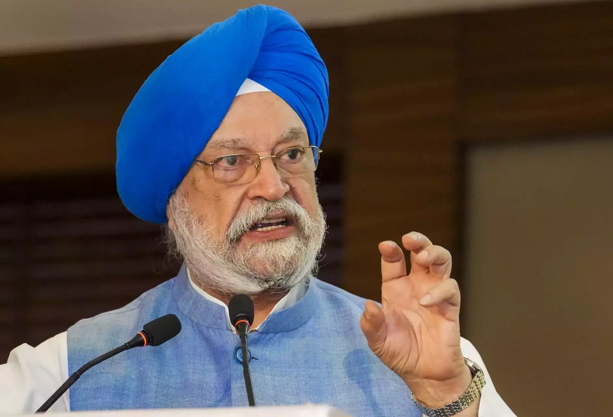 Hardeep Puri Slamp Congress