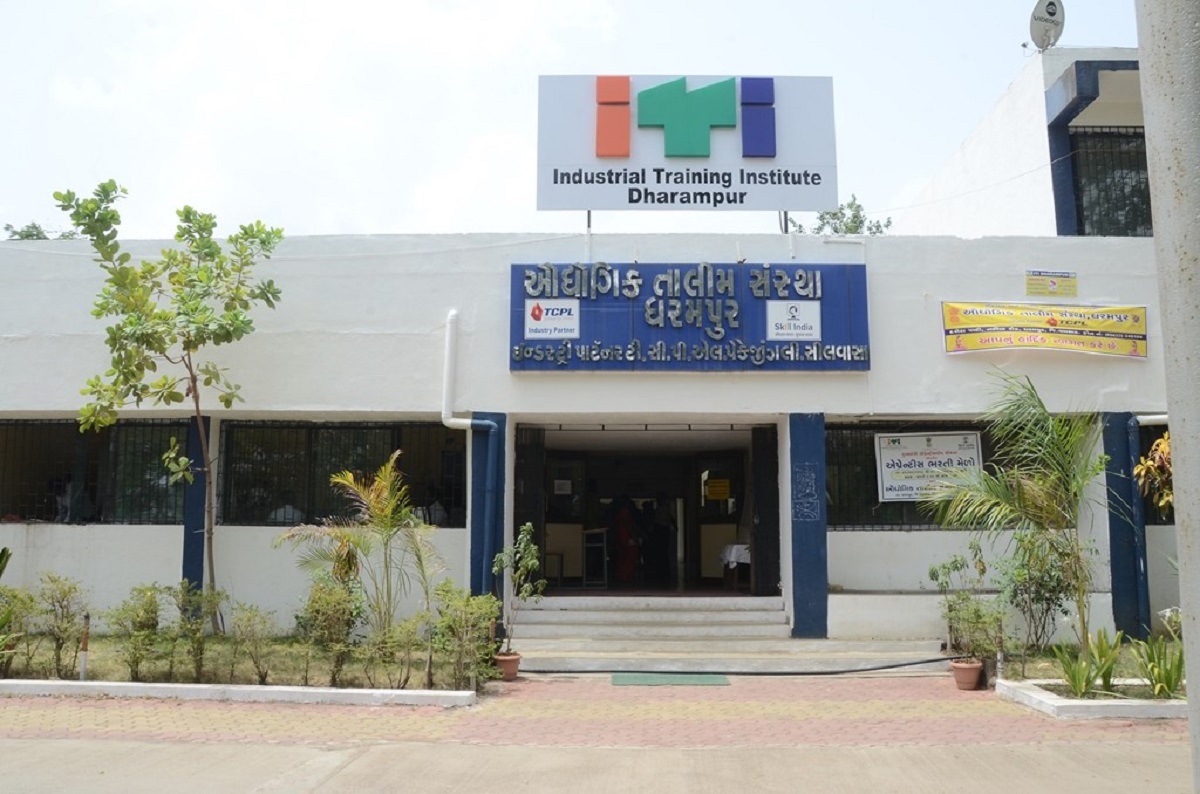 ITI DHARAMPUR