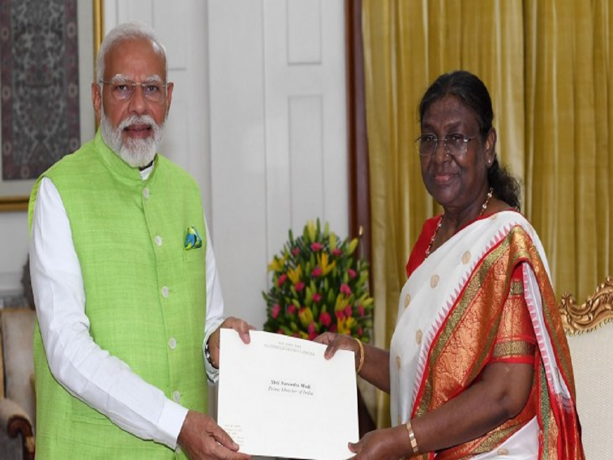 Pm Modi Resing Satya Day