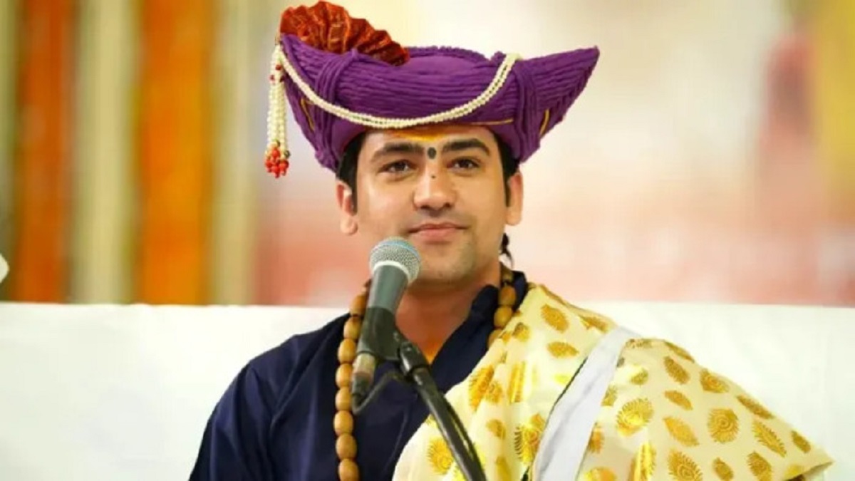 Pandit Dhirendra Sharstri