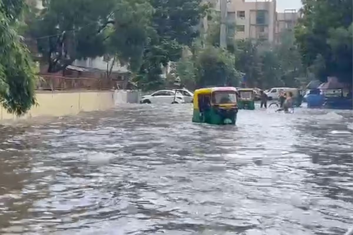 PX4y7zBj rain