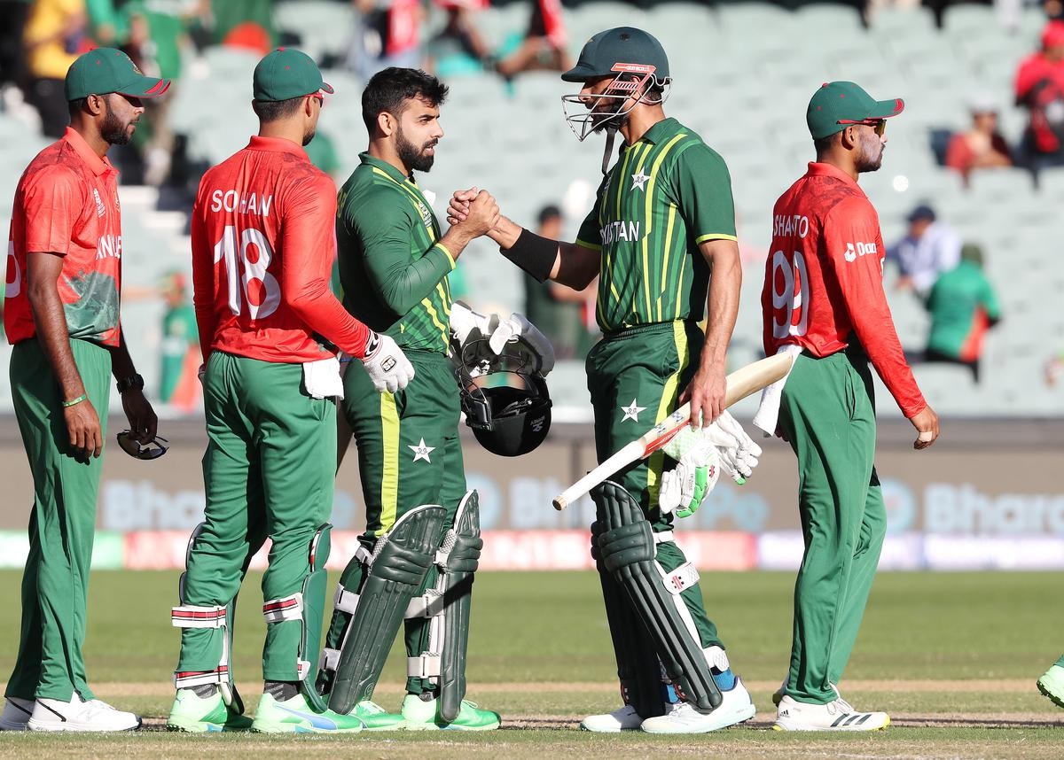 Pak Vs Ban