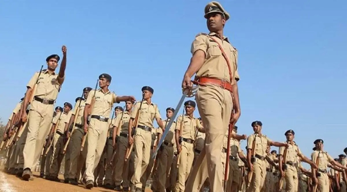Qney3Dy7 Up Police Satya Day