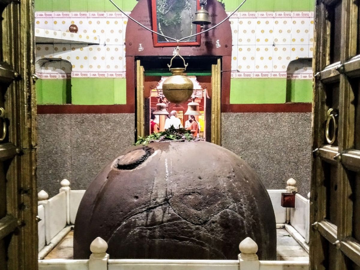 Tilbhandeshwar Mahadev Temple