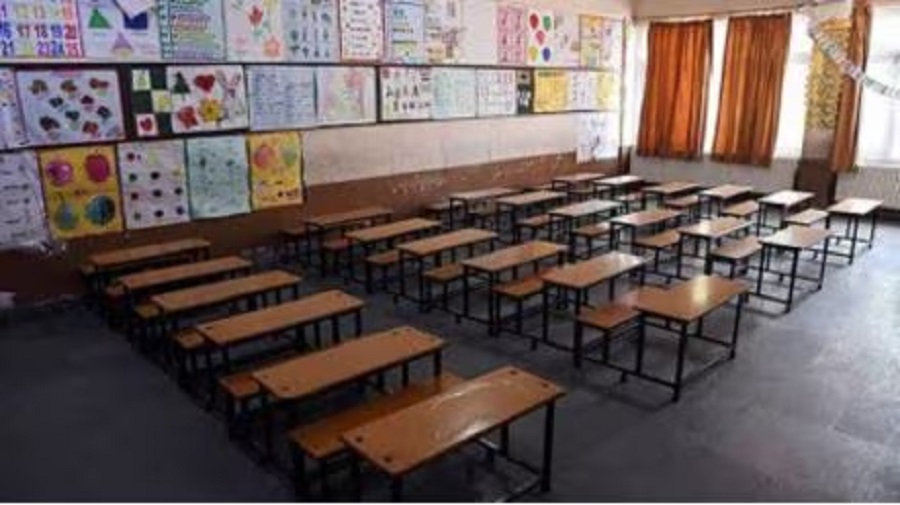 school colse