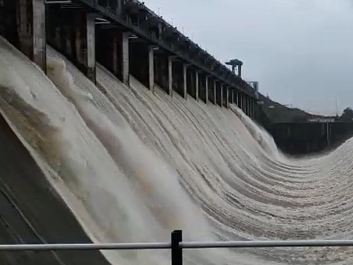 Ukai Dam