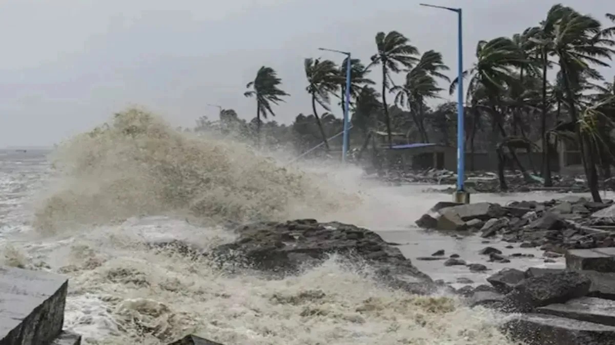 cyclone dana
