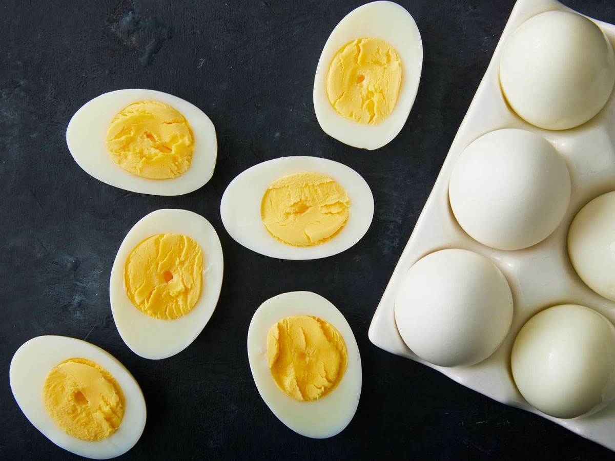 Egg vs Paneer