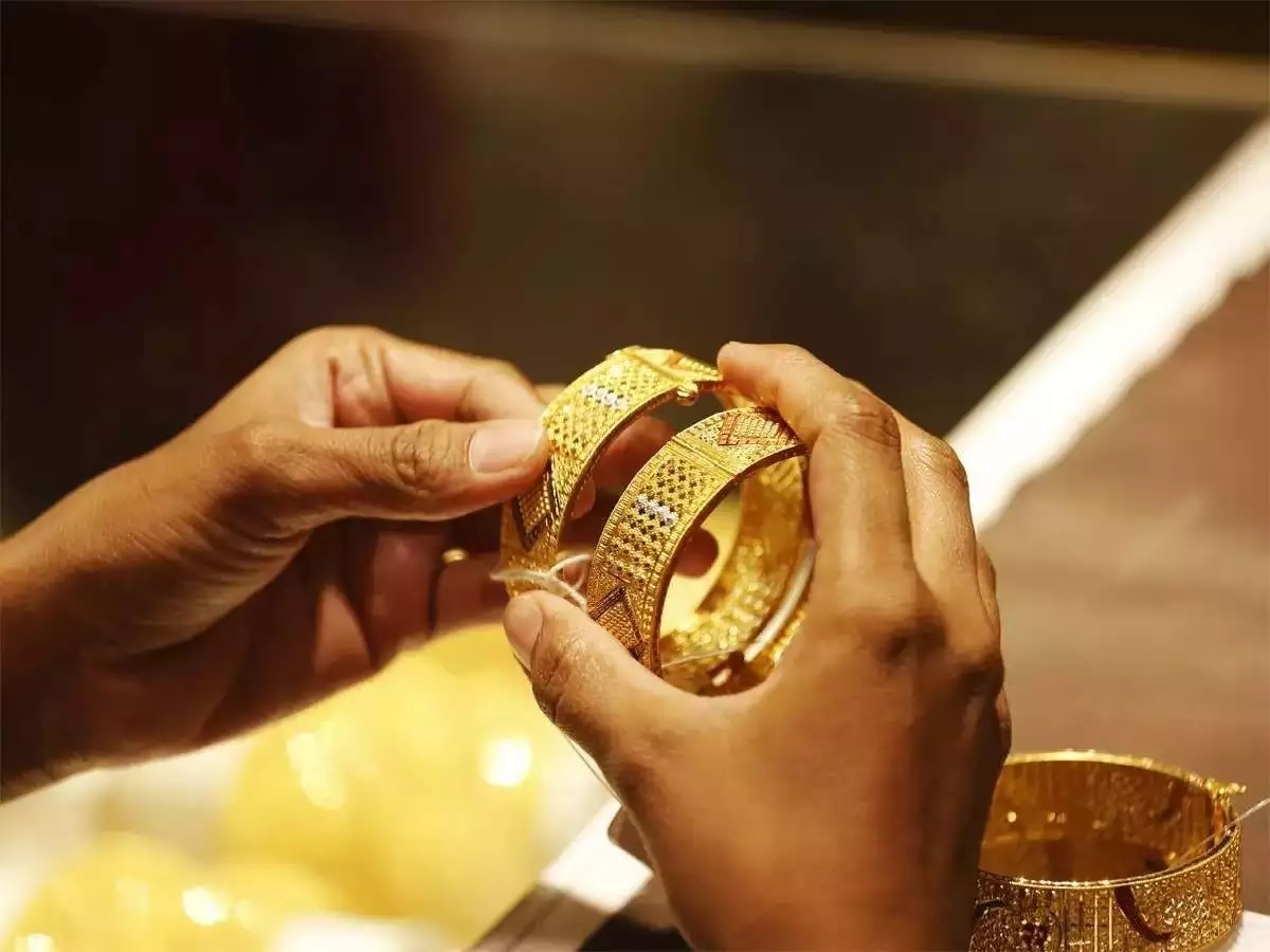 18 carat gold price