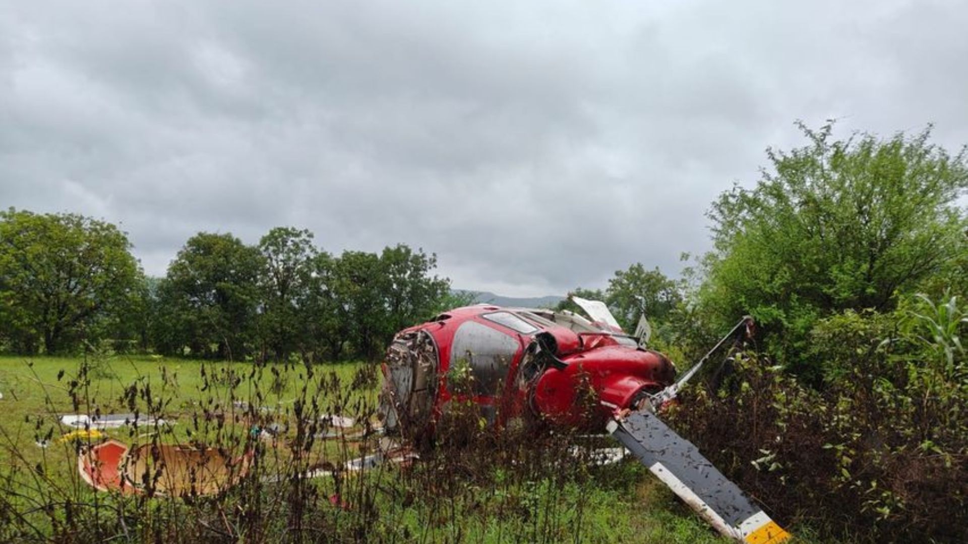 pune helicopter crash