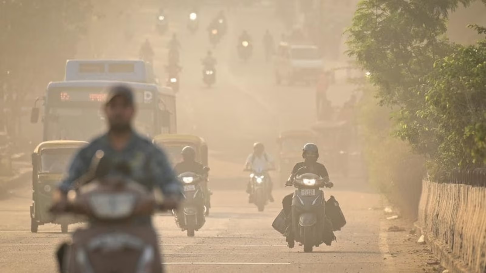 Delhi AQI