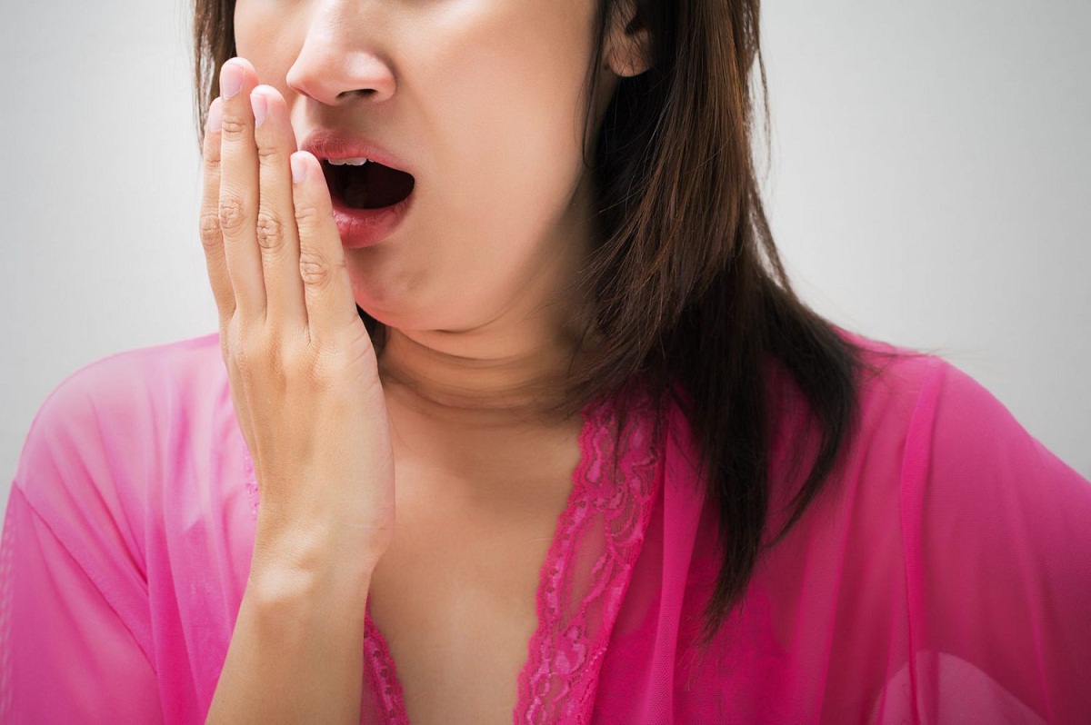 mouth smell causes