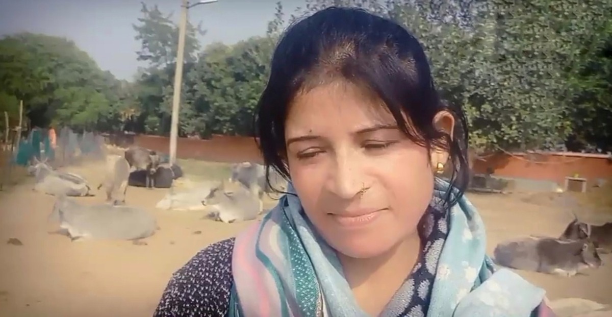 Muslim Woman's Cow Service Mission