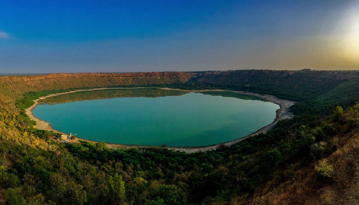Maharashtra Lonar Lake