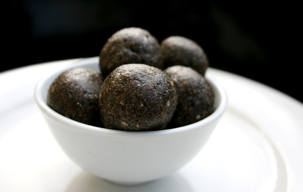 Black Sesame Laddu