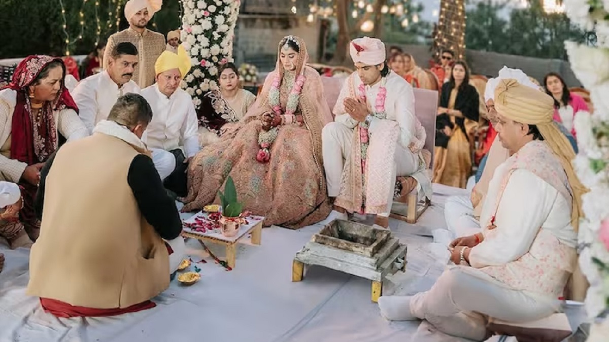 Neeraj Chopra wife Himani Mor