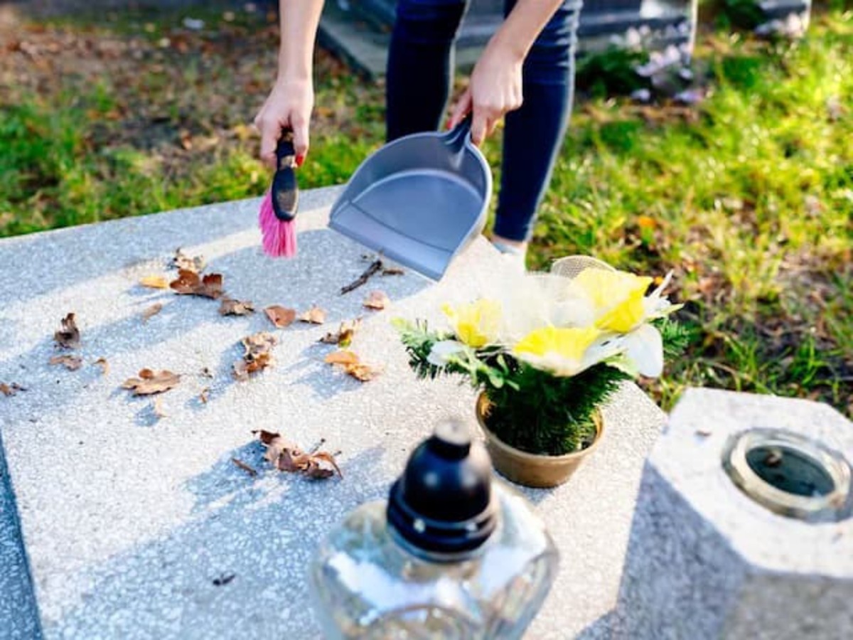 Man Gets Rich Cleaning Graves