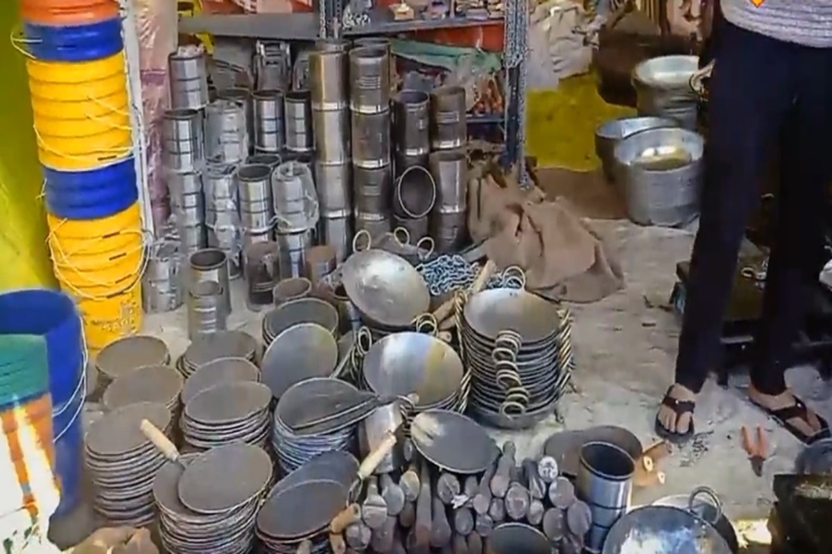 Iron kadhai that doesn’t blacken