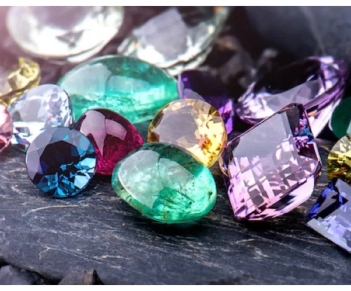 Ratna Astrology
