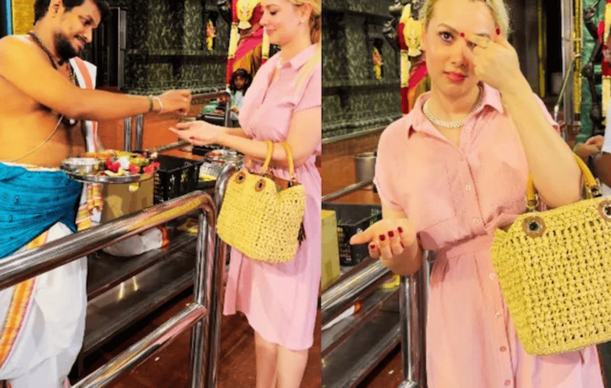 Muslim girl visits Hindu temple