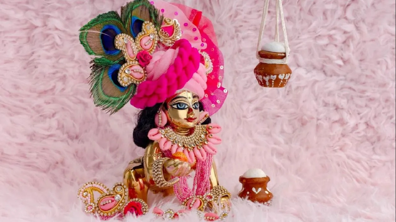 Holi Laddu Gopal Bhog