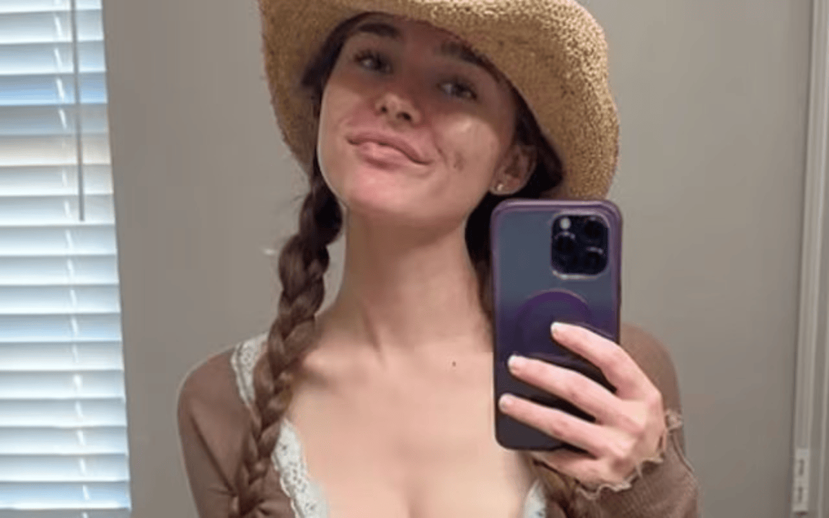She quit law for social media fame