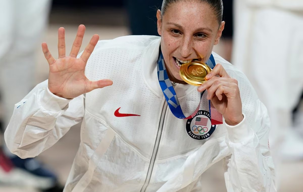 Why Olympic winners bite their medals