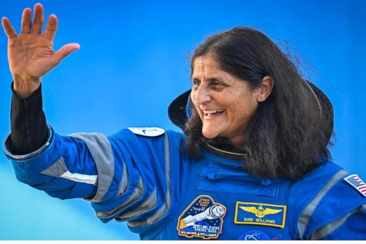 How to Become Astronaut
